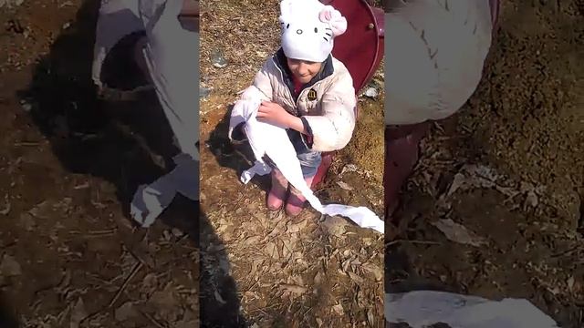 Унитаз на улице!!! смотреть онлайн