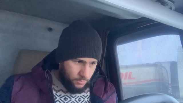 Зима очень скользко на дорогах, будьте аккуратнее. смотреть онлайн