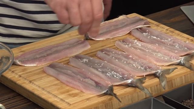 Сельдь в уксусной заливке смотреть онлайн