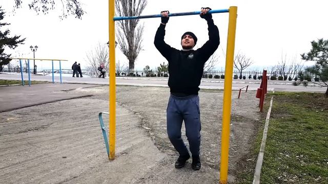 КАК НАУЧИТЬСЯ ПОДТЯГИВАТЬСЯ смотреть онлайн