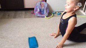 Как сделать спину гибкой | моя мама тренер|гимнастика для начинающих #гибкостьтела #гибкаяспина