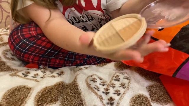 Обзор КОСМЕТИЧКИ🎀🛍️🎉+распаковка ПОДАРКА🎁 и покупок из РИВ ГОШ😁 смотреть онлайн