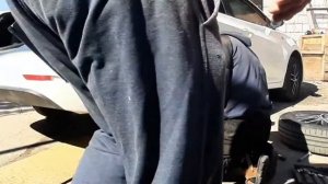 Как поменять задние стойки амортизатор на Hyundai Elantra