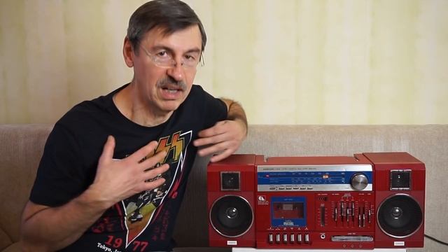 Conion V-122F. Трехдиапазонная стерео кассетная дека с тюнером и усилителем. смотреть онлайн