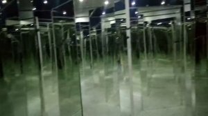 Зеркальный лабиринт в Красноярске