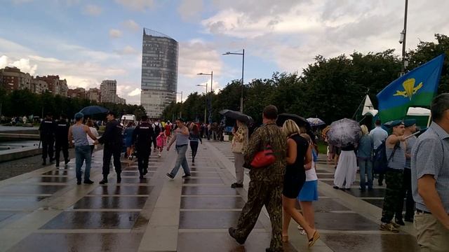 ВДВ-Питер-2016-Парк 300-летия -2 смотреть онлайн
