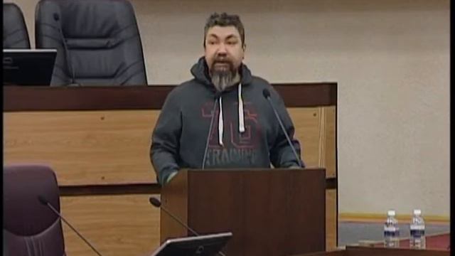Арт директор знаменитой Студии Артемия Лебедева рассказал братчанам о правилах городского дизайна смотреть онлайн