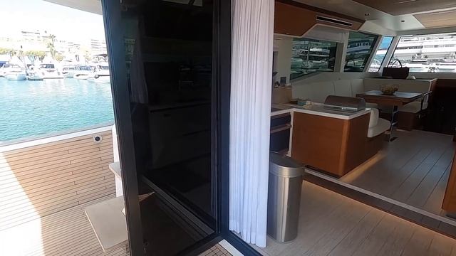 Access all areas of Pardo's €1.4m flagship | Pardo Endurance 60 yacht tour | Motor Boat & Yachting смотреть онлайн