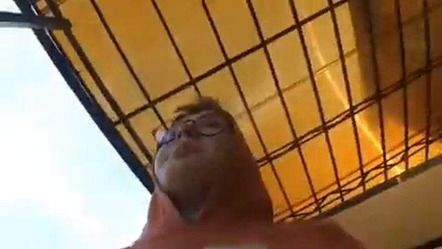 ШКОЛЬНИК подарил МОТОЦИКЛ БРАТУ за 150.000 ?? смотреть онлайн