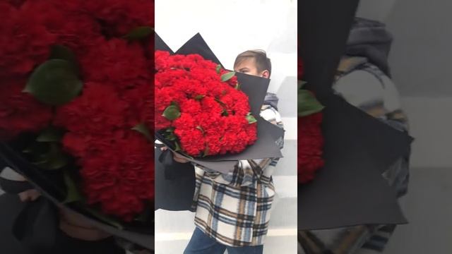 Траурный букет №1 смотреть онлайн