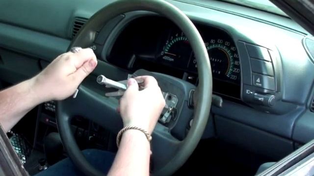 HowTo Remove A Steering Wheel & Replace It With Another One смотреть онлайн