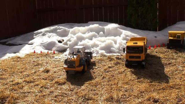 RC ADVENTURES - 1/12 Earth Digger 4200XL Excavator, 1/15 Graupner Liebherr Loader, 8x8 Tipper Truck смотреть онлайн