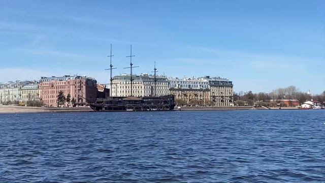 VLOG: Достопримечательности Санкт-Петербурга. История одного выходного. смотреть онлайн
