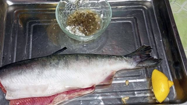 ГОРБУША НА МАНГАЛЕ смотреть онлайн