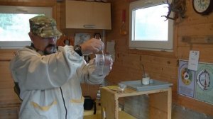 ❄ Обработка пчёл щавелевой кислотой от клеща варроа в холодное время ❄