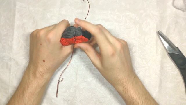 Птица снегирь из ниток пряжи DIY. Сделайте своими руками такую уникальную птичку! смотреть онлайн