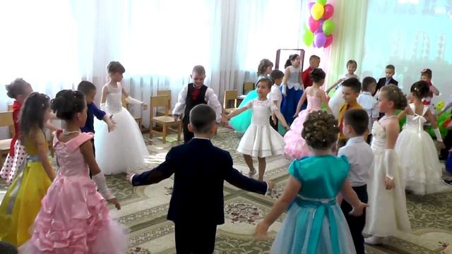 Вход на выпускной бал 2017 