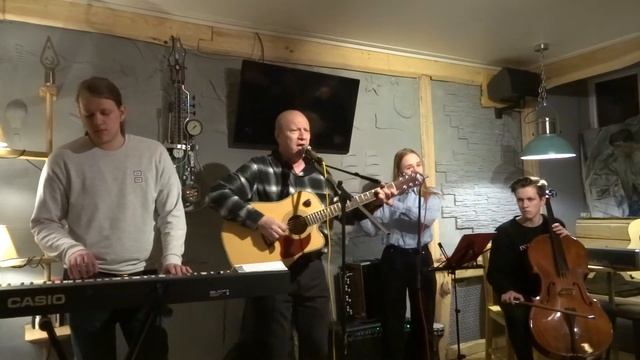 Дьяков Бенд - "Девушка пела в церковном хоре" (на ст. А.Блока) смотреть онлайн