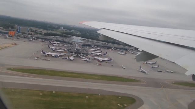 Взлет на суперджете шереметьево смотреть онлайн