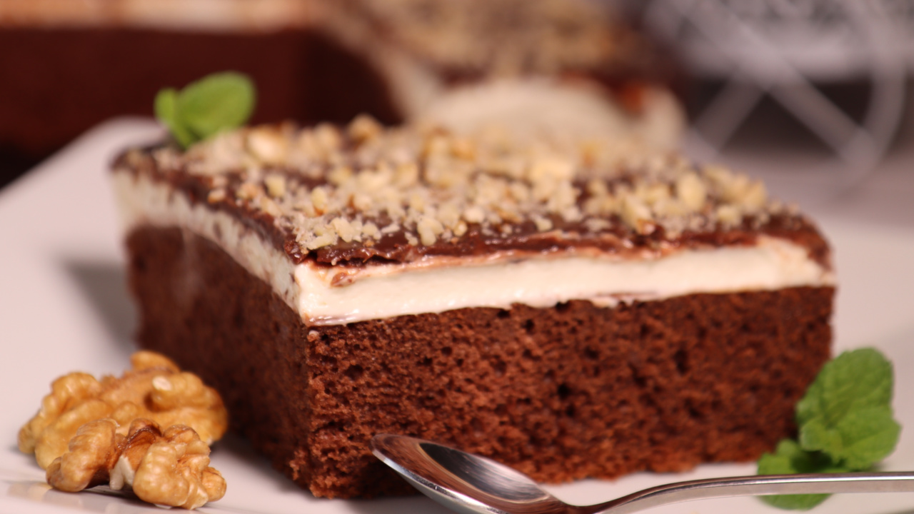 Соединила Кекс с Тортом, получился КексоТорт. Весьма необычный десерт смотреть онлайн