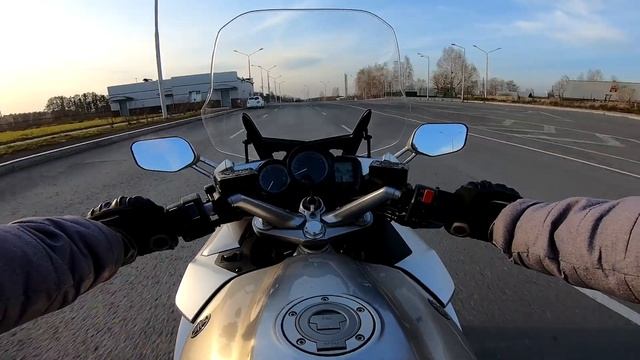 Как едет Yamaha FJR1300?