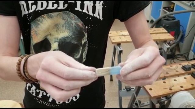 Кулон из дерева и эпоксидной смолы | Подарок любимой девушке своими руками смотреть онлайн