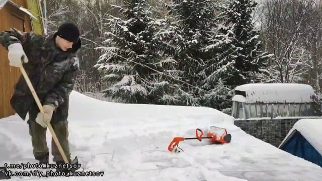 Как быстро почистить снег с крыши?