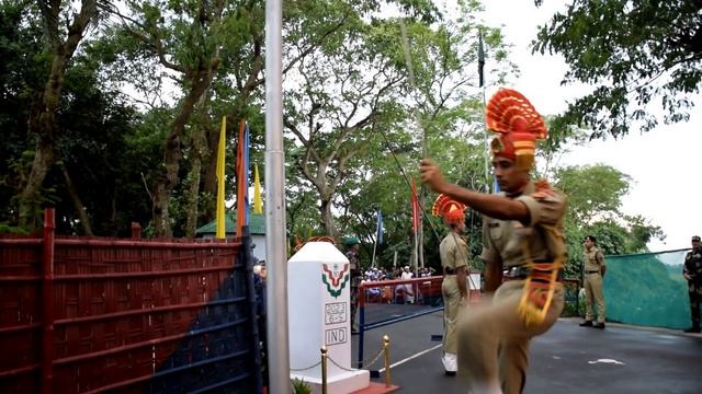 Retreat ceremony | India Bangladesh Border | Akhaura Road | Tripura | смотреть онлайн