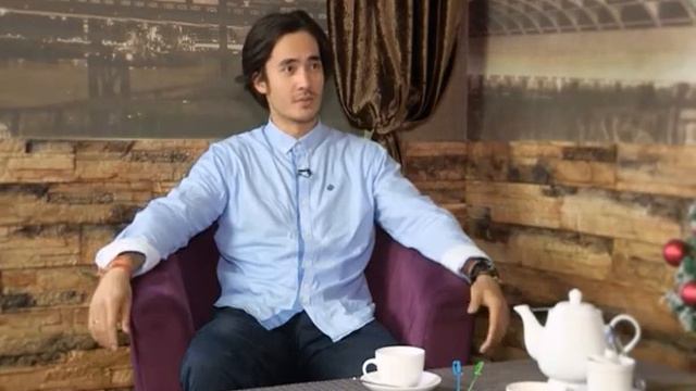 Санжар Мадиев в Private с Даной Рыскельдиновой Part 1 смотреть онлайн