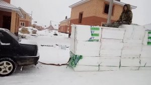 Как перевезти пенопласт без газели зимой