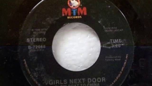 The Girls Next Door -- Slow Boat To China смотреть онлайн