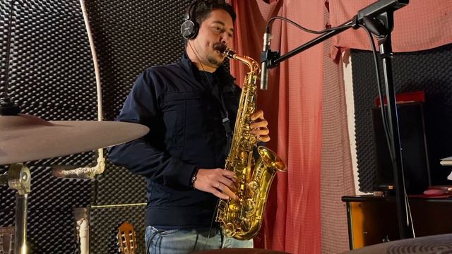 Somewhere over the rainbow - sax alto grassi sal700- смотреть онлайн