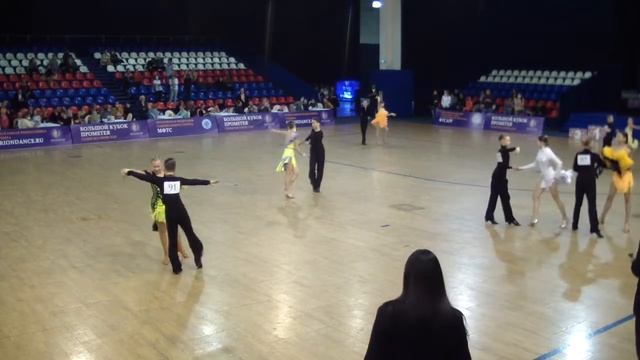 С класс Юниоры 1 финал латина смотреть онлайн