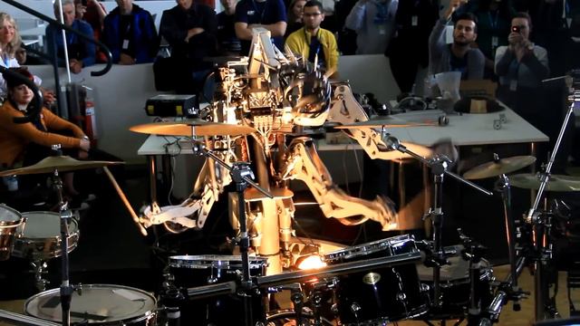 Робот за барабанами смотреть онлайн