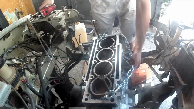 Desarmando motor Renault 21 Nevada 2.2 - Parte 1 смотреть онлайн