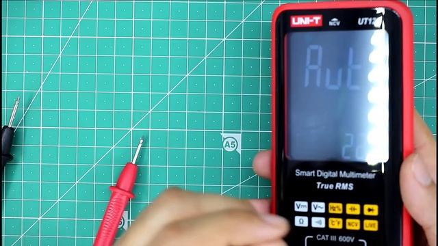 افوميتر ولا في الخيال والسعر مفاجاة UT122 Series Smart Digital Multimeters смотреть онлайн