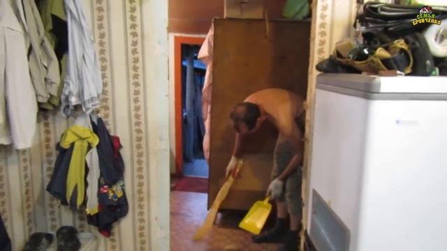 Установка новой двери в доме. (08.18г.) Семья Бровченко. смотреть онлайн