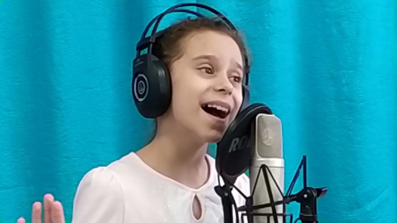 Широкова Ксения Тучи в голубом смотреть онлайн