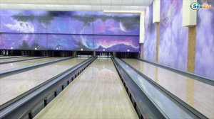 ✔ Минни Маус. Видео для детей. Ярослава с подружкой Ритой играют в боулинге. Minnie Mouse ✔