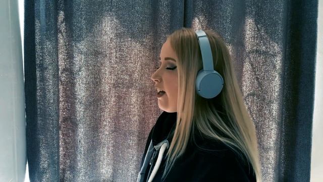 Space Bound - Eminem (ISAAC + Rebekah Rose COVER) смотреть онлайн