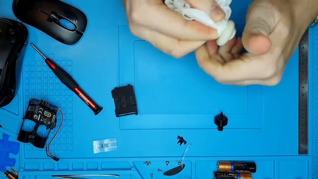 Microsoft Wireless Mouse 1000 Cleaning смотреть онлайн