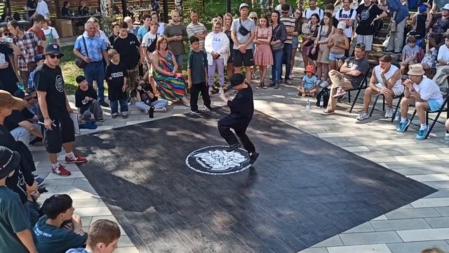 ФАЗА vs ЗУЙОРК | ТОП 16 KIDS | QUEST OF THE BEST г. Глазов смотреть онлайн