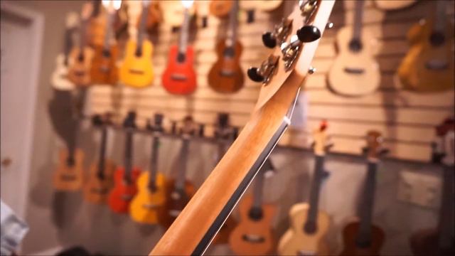 Pono Pro Classic Nui BN-1 Solid Acacia Jumbo Baritone Ukulele - Demo by UKE Republic смотреть онлайн