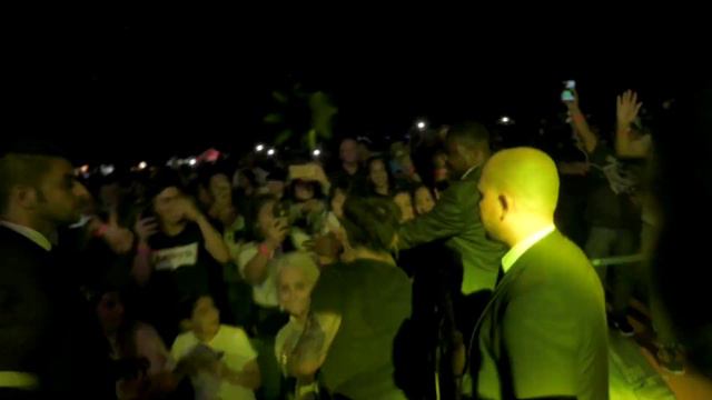Arnel Pineda Concert in Dubai 2019 (Sweet Child of Mine) смотреть онлайн
