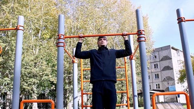 СТАТИКА СПИНЫ | КАК ПРОХОДЯТ МОИ ТРЕНИРОВКИ? смотреть онлайн