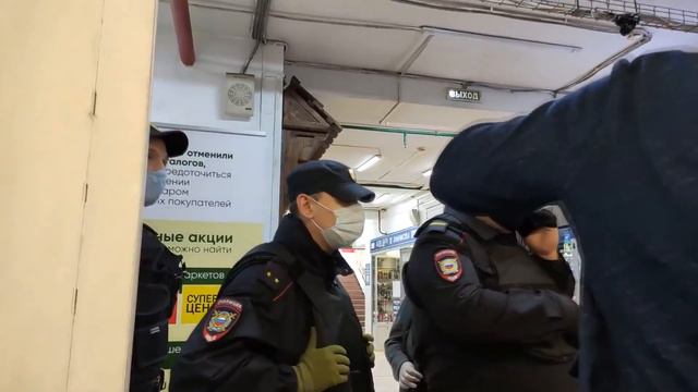 ПРАВИЛЬНАЯ ПОЛИЦИЯ ПРИХОДИТ НА ПОМОЩЬ! смотреть онлайн