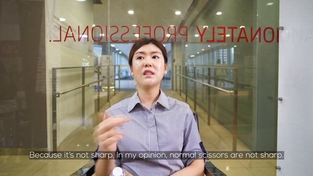 Ask The Stylist EP3: What is the Difference between Normal Scissors and Salon Scissors? смотреть онлайн