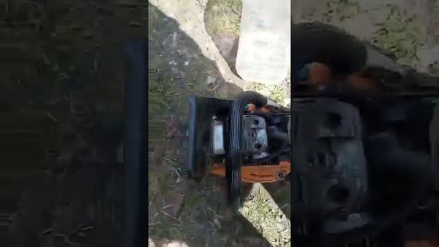 Простой первый запуск за 8 лет Бензопила партнёр P 340 S смотреть онлайн