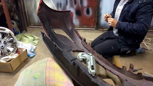 hyundai solaris ремонт , пайка бампера и креплений противотуманки смотреть онлайн