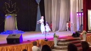 Танец мамы и дочки "Мамочка"